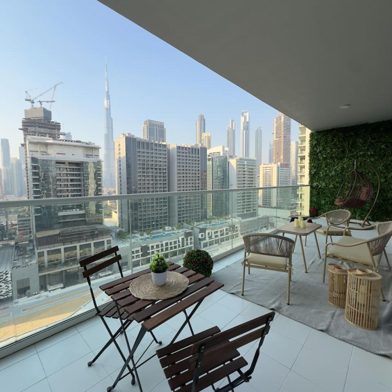 New! Japandxb Burj Khalifa View - 4 Min To Mall * Dubai